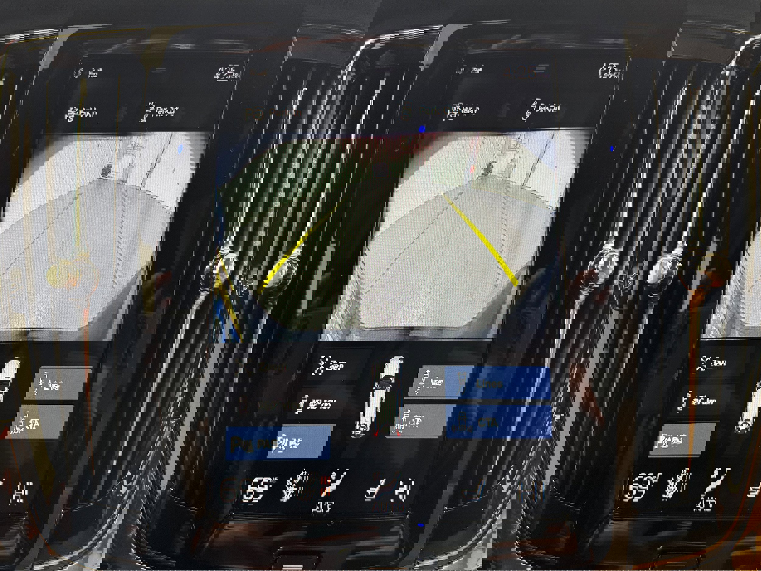 Used 2018 Volvo V90 T6 Cross Country w/ Convenience Package image 11