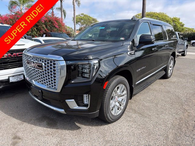 Used 2021 GMC Yukon XL Denali AWD/4WD image 1