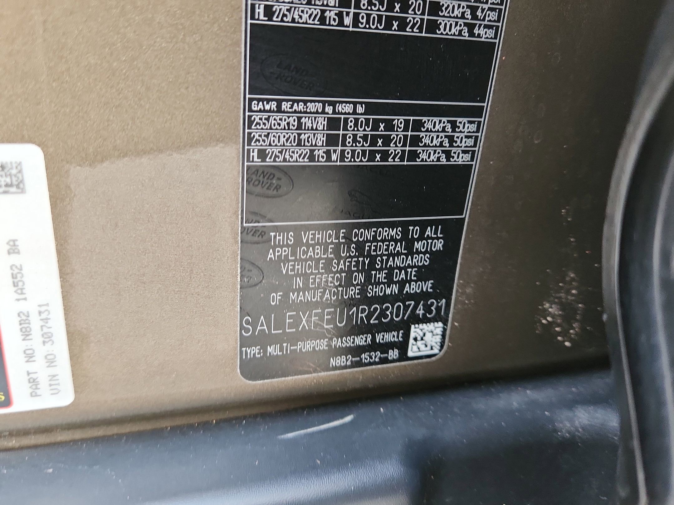 Used 2024 Land Rover Defender 130 X image 21