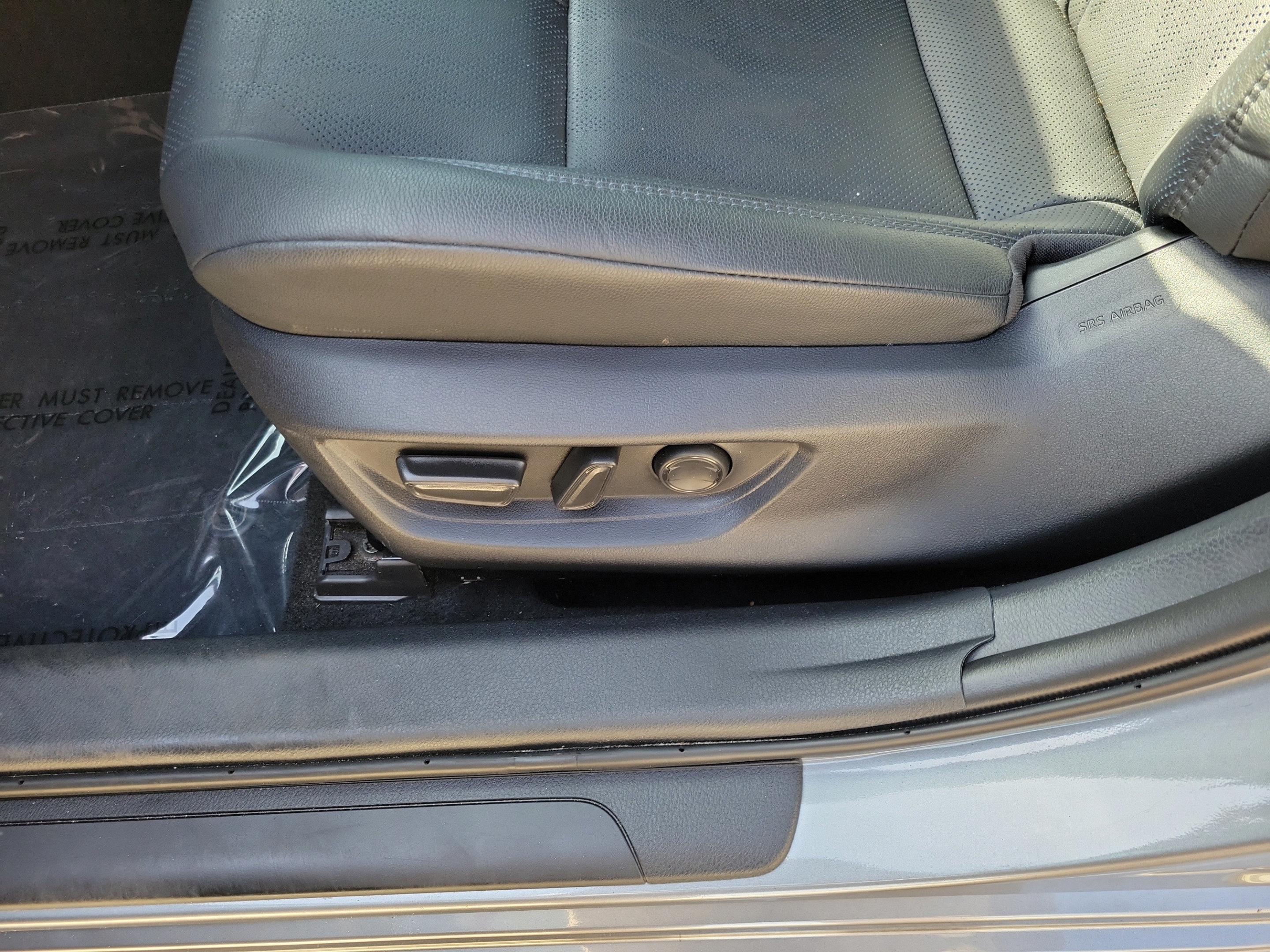 Used 2025 Toyota Camry XSE FWD image 10