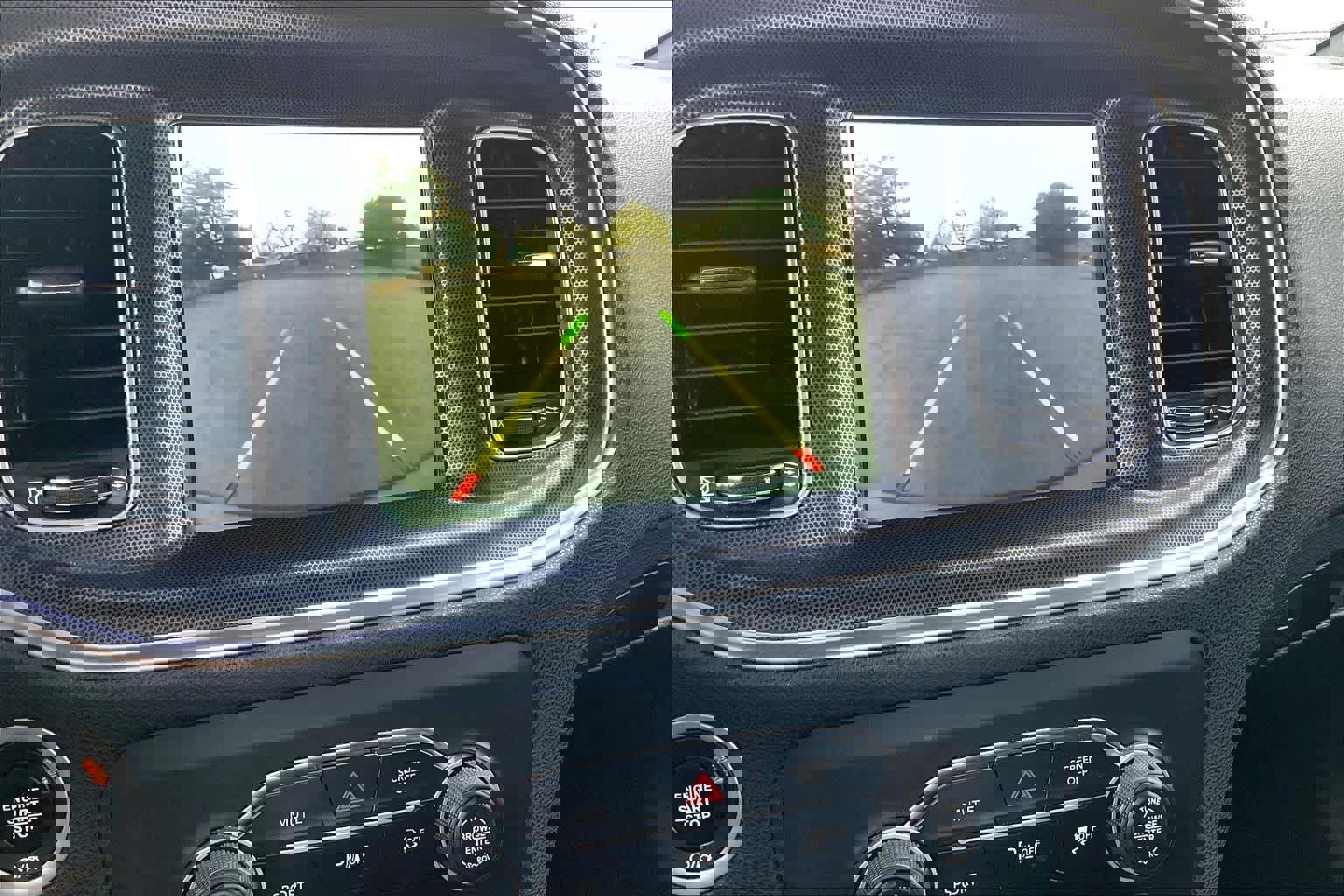 Used 2018 Dodge Charger R/T w/ Plus Group image 24