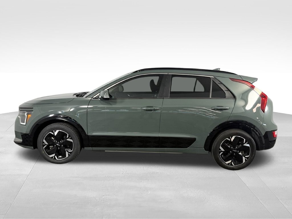 Used 2023 Kia Niro Wind FWD image 9