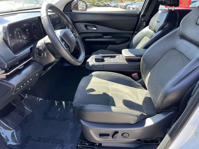 Certified 2025 Nissan Ariya FWD image 16