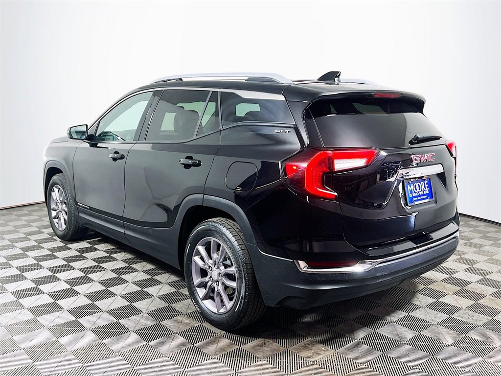 Used 2023 GMC Terrain SLT image 6