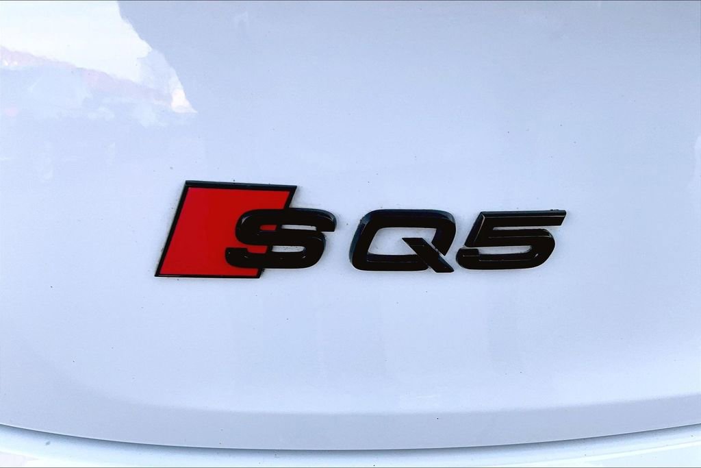 Used 2023 Audi SQ5 Premium Plus w/ Premium Plus Package image 24