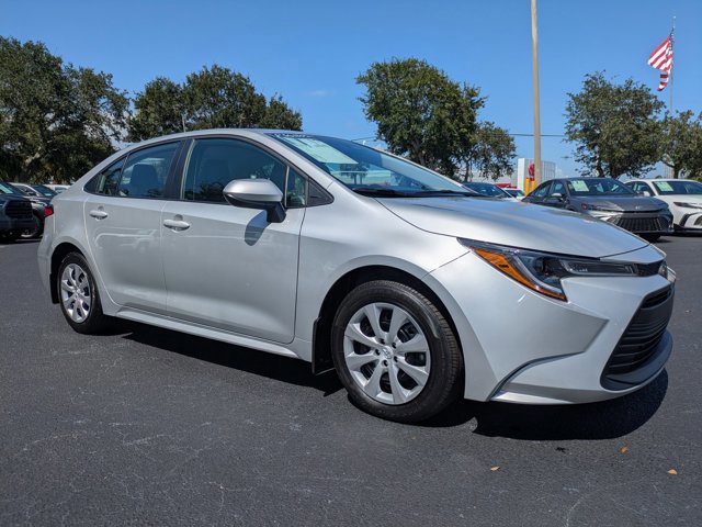 New 2026 Toyota Corolla LE image 2