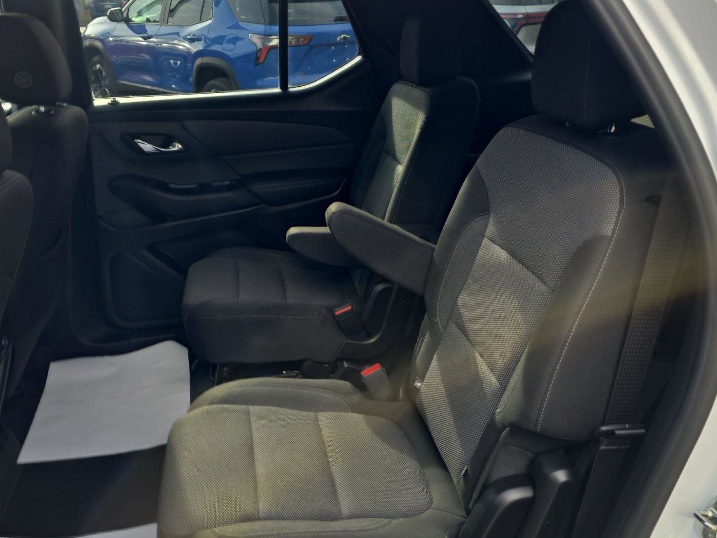 Used 2023 Chevrolet Traverse LT image 20