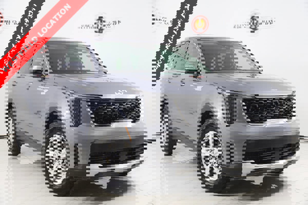 Used 2025 Kia Sorento LX