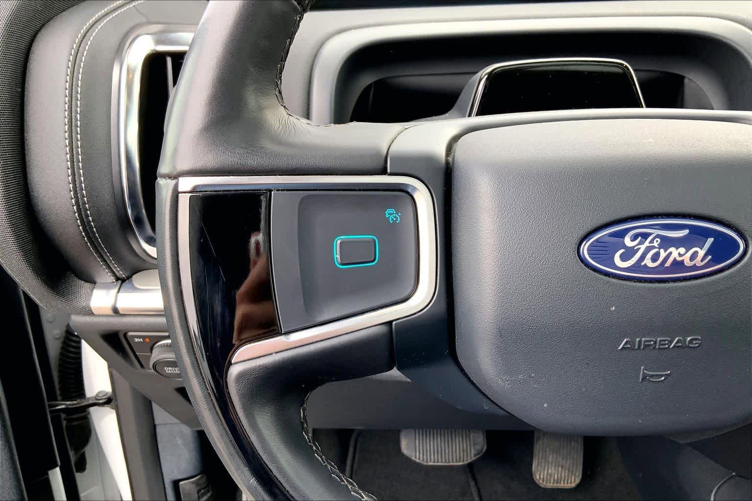 Used 2025 Ford Expedition Max Platinum AWD/4WD image 46