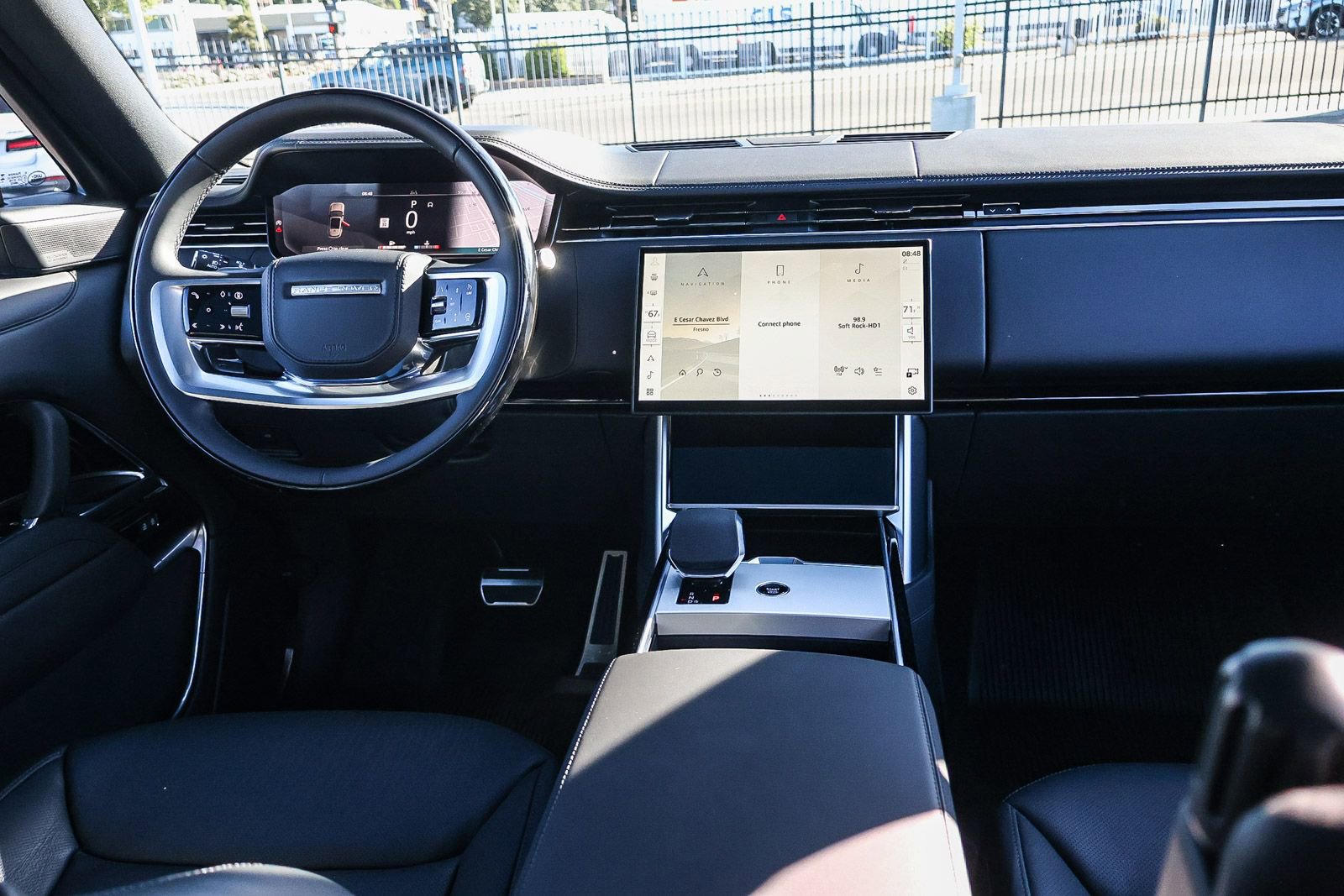 New 2026 Land Rover Range Rover Long Wheelbase SE image 23