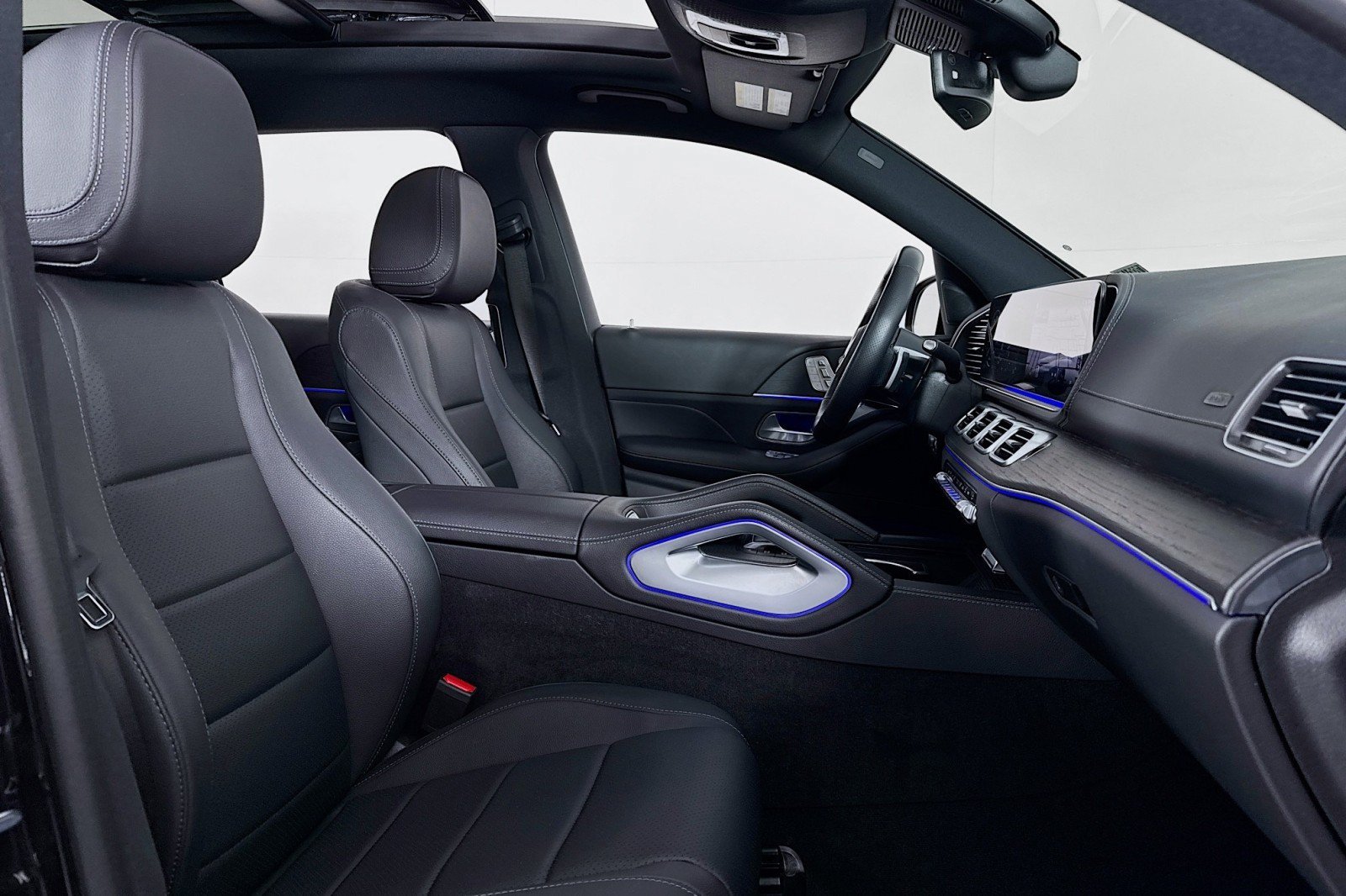 Certified 2025 Mercedes-Benz GLS 450 4MATIC image 8