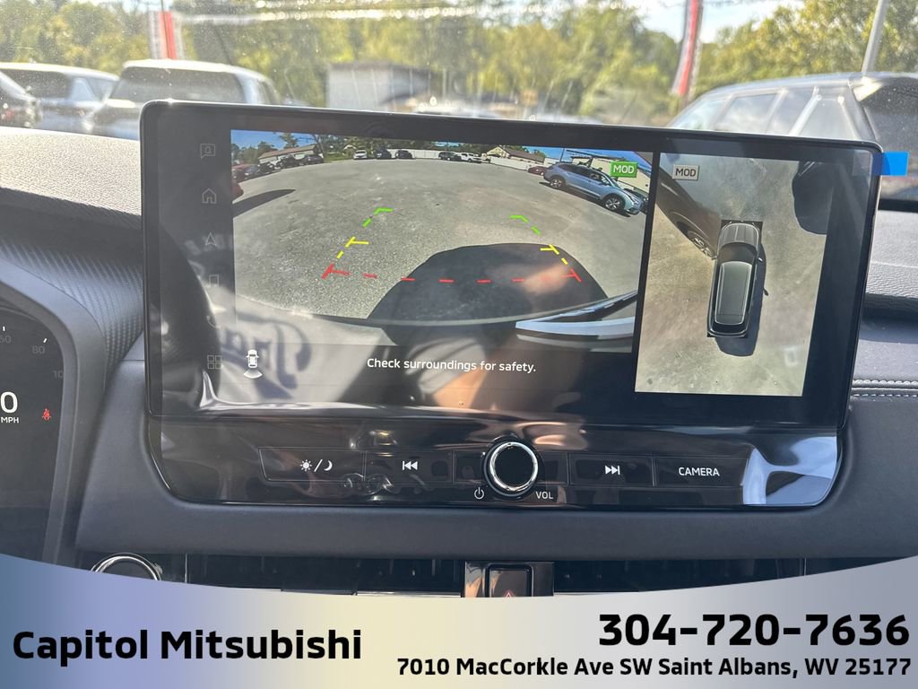 New 2025 Mitsubishi Outlander SEL image 28