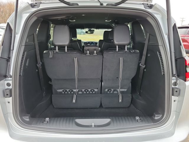 New 2026 Chrysler Pacifica Select image 19