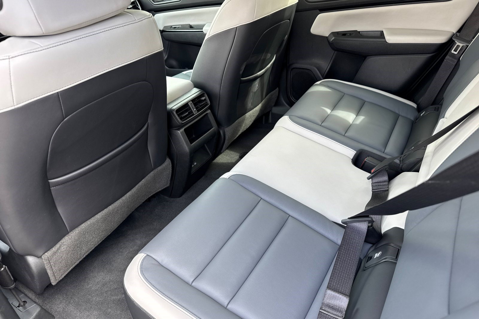 Certified 2024 Honda Prologue Touring image 27