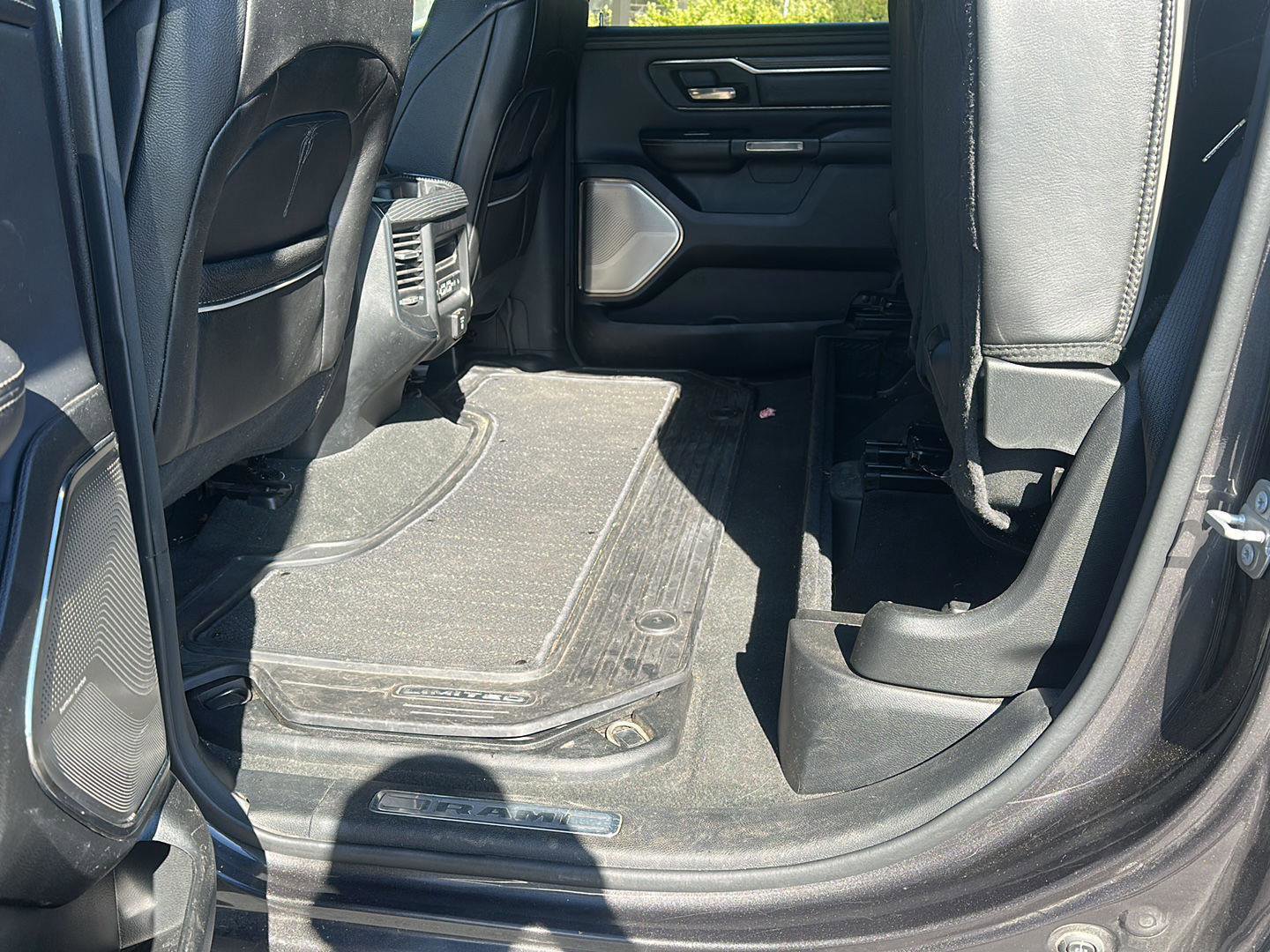 Used 2020 RAM 1500 Limited AWD/4WD image 14