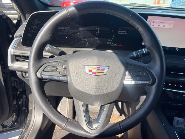 Certified 2024 Cadillac XT4 Premium Luxury w/ Technology Package AWD/4WD image 7
