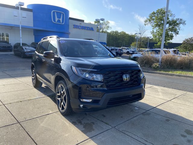 Used 2023 Honda Passport Elite image 2