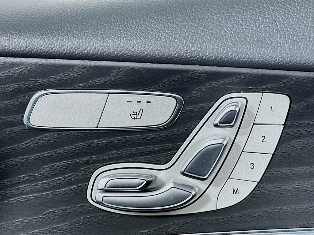 Used 2021 Mercedes-Benz E 350 Sedan image 23