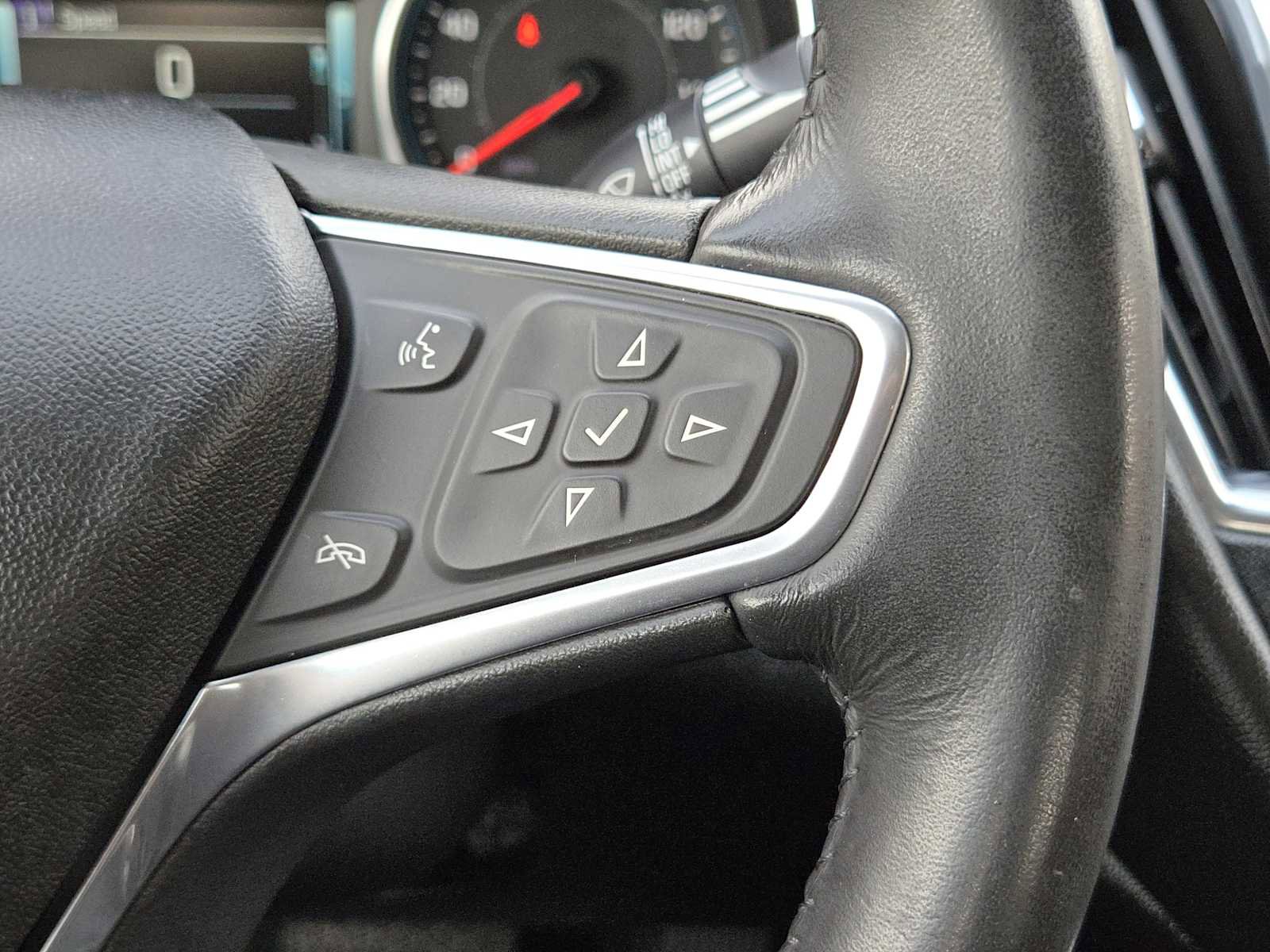 Used 2018 Chevrolet Malibu Premier w/ Premier Sun and Wheel Package image 28