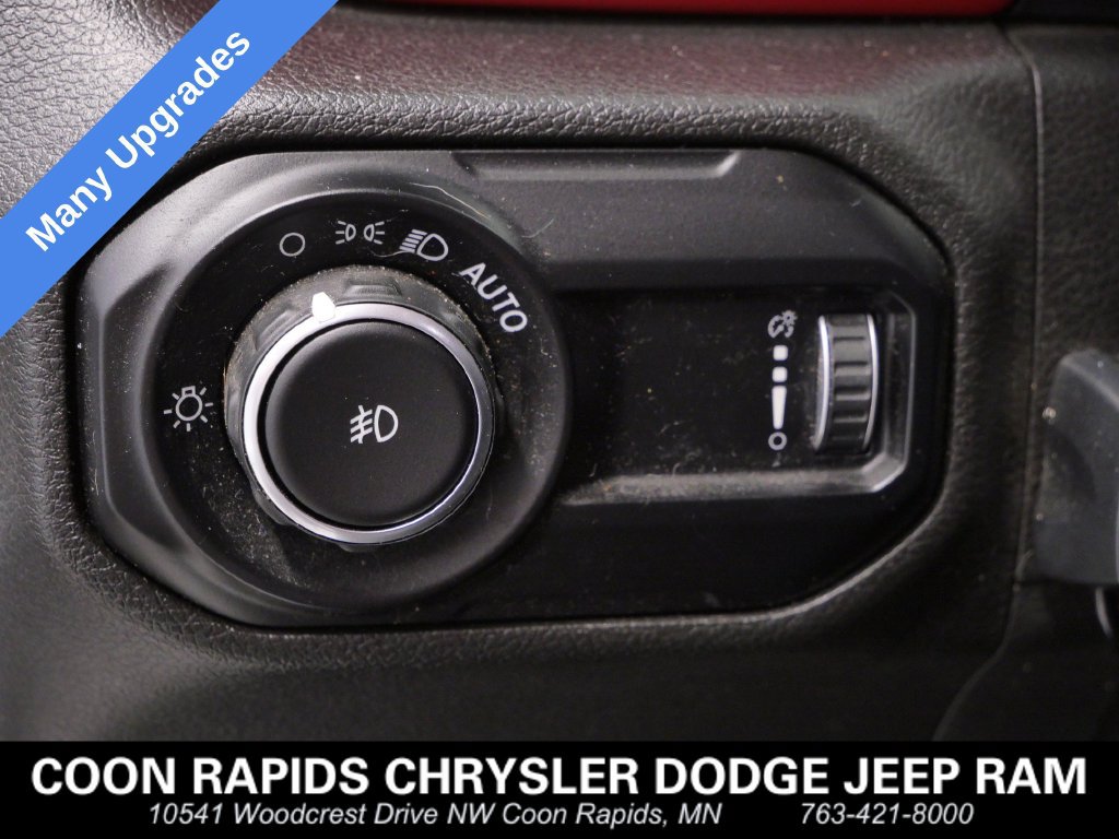 Used 2023 Jeep Wrangler Unlimited Rubicon w/ LED Lighting Group AWD/4WD image 18