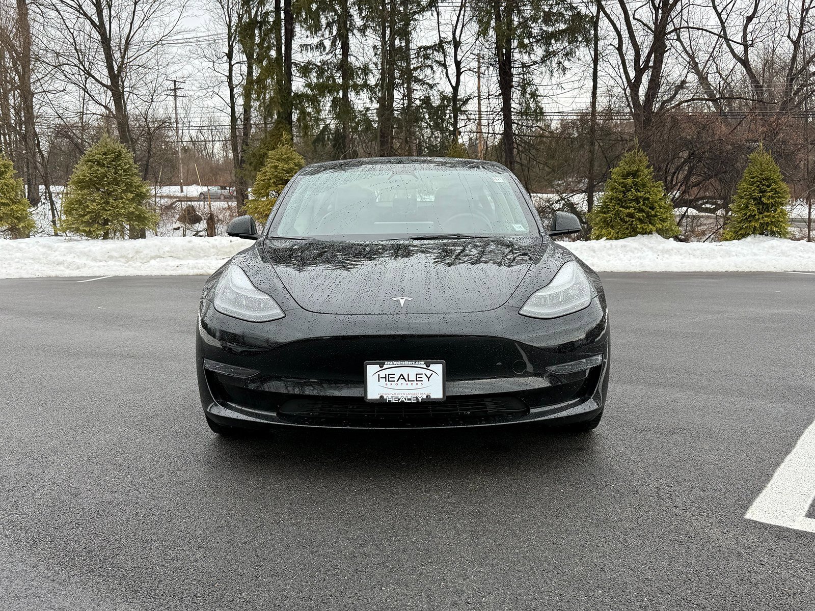Used 2023 Tesla Model 3 Standard Range image 2