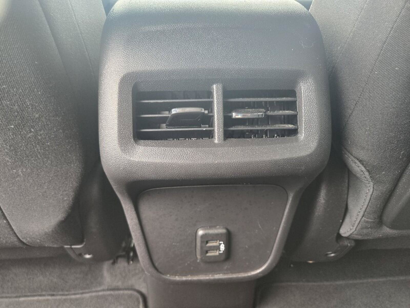 Used 2024 GMC Terrain SLE AWD/4WD image 20