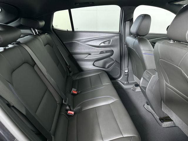 New 2026 Buick Envista Sport Touring FWD image 28