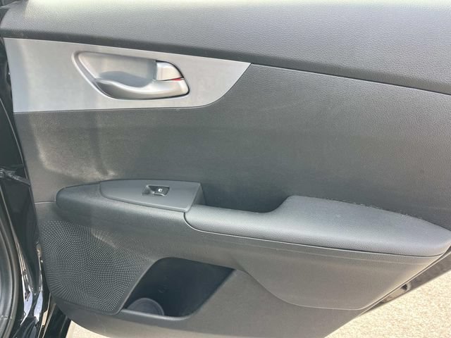 Used 2023 Kia Forte LXS FWD image 19