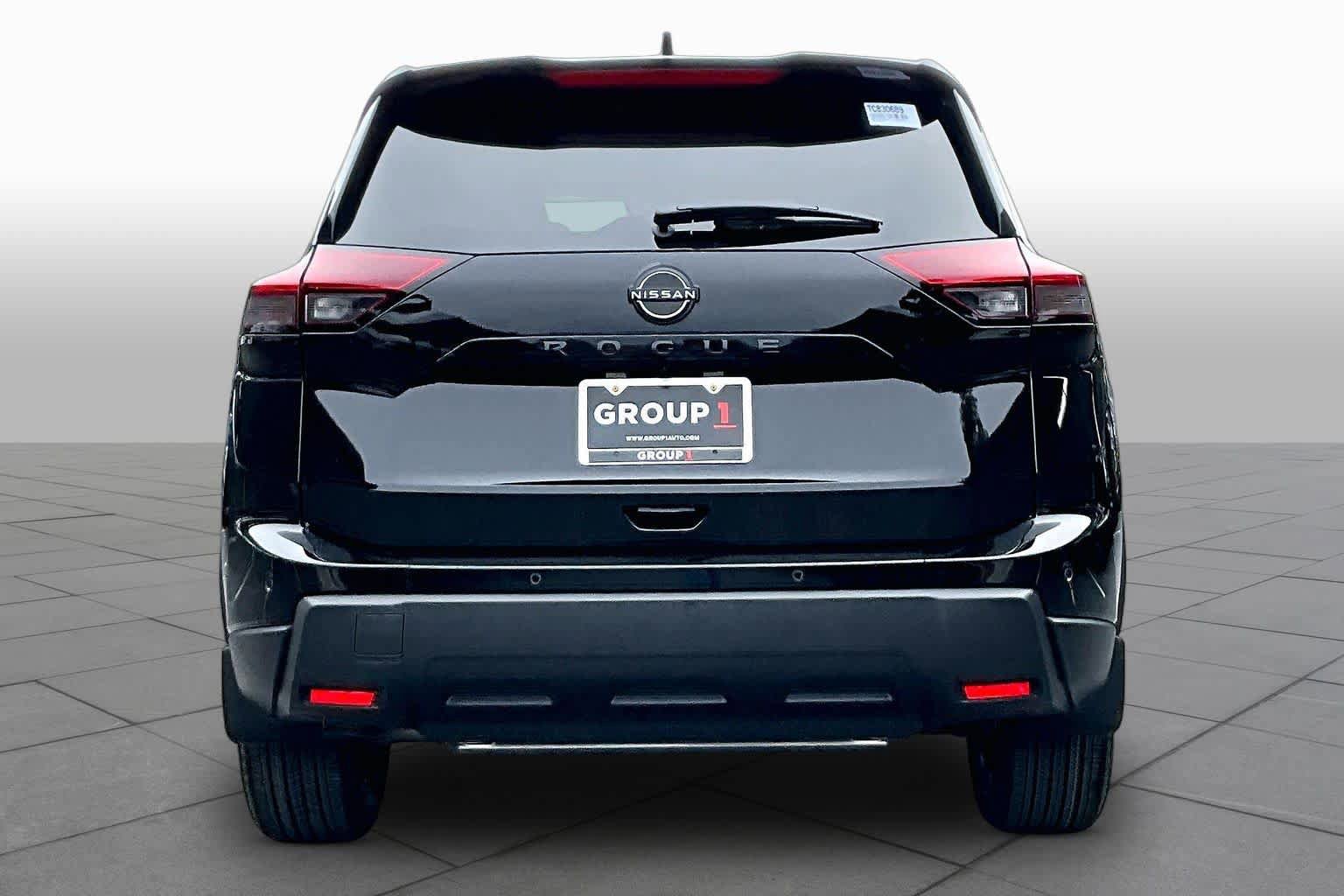 New 2026 Nissan Rogue SV FWD image 4