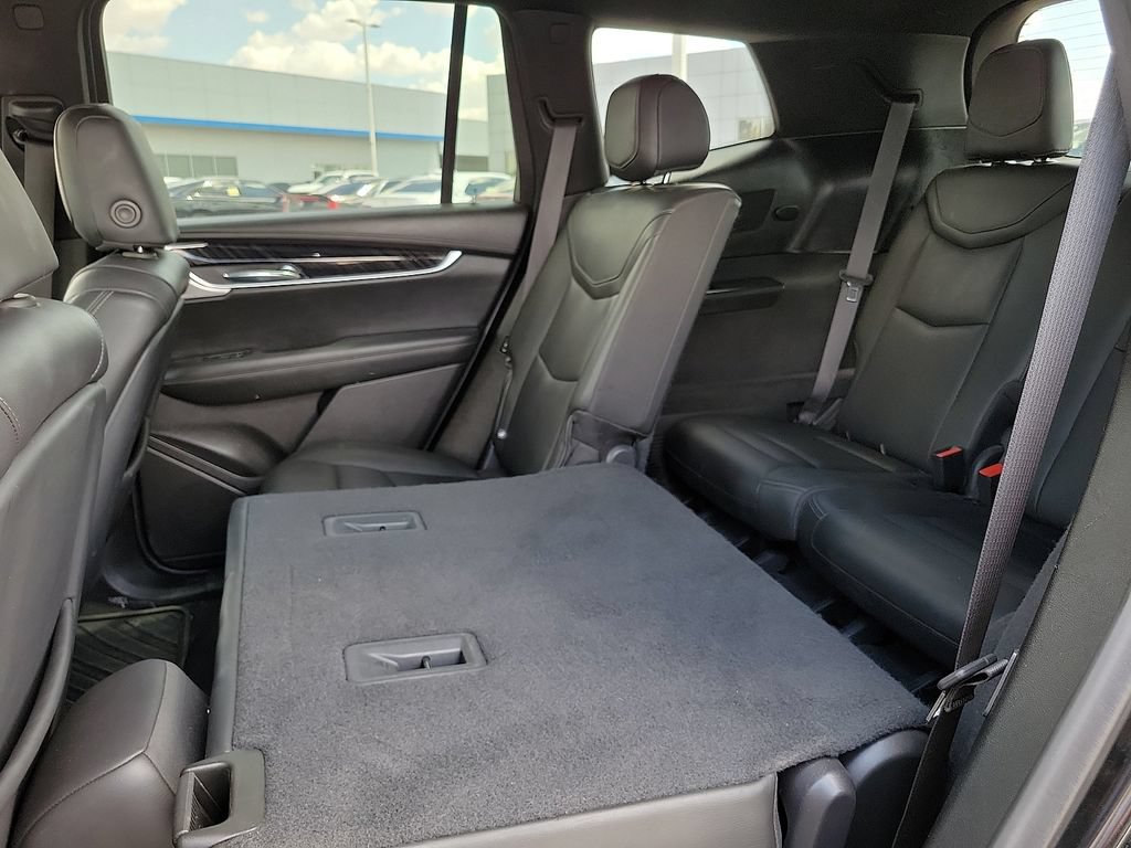 Used 2023 Cadillac XT6 Premium Luxury FWD image 19