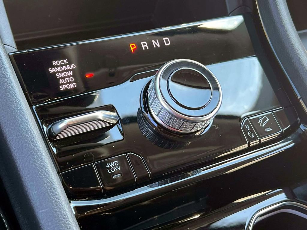 Used 2023 Jeep Grand Cherokee 4WD 4xe image 27