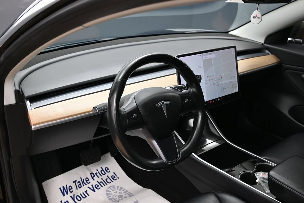 Used 2018 Tesla Model 3 Long Range RWD image 21
