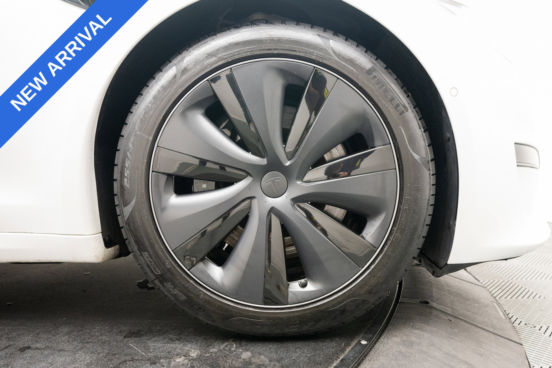 Used 2021 Tesla Model S Plaid AWD/4WD image 34