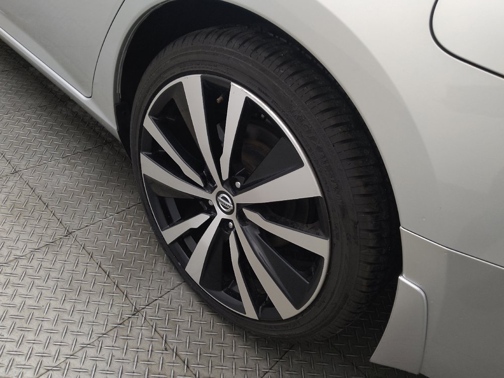 Used 2020 Nissan Altima 2.5 SR FWD image 31