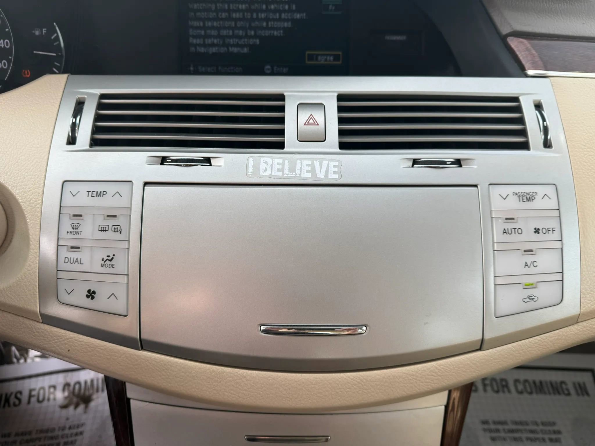 Used 2009 Toyota Avalon XLS FWD image 20