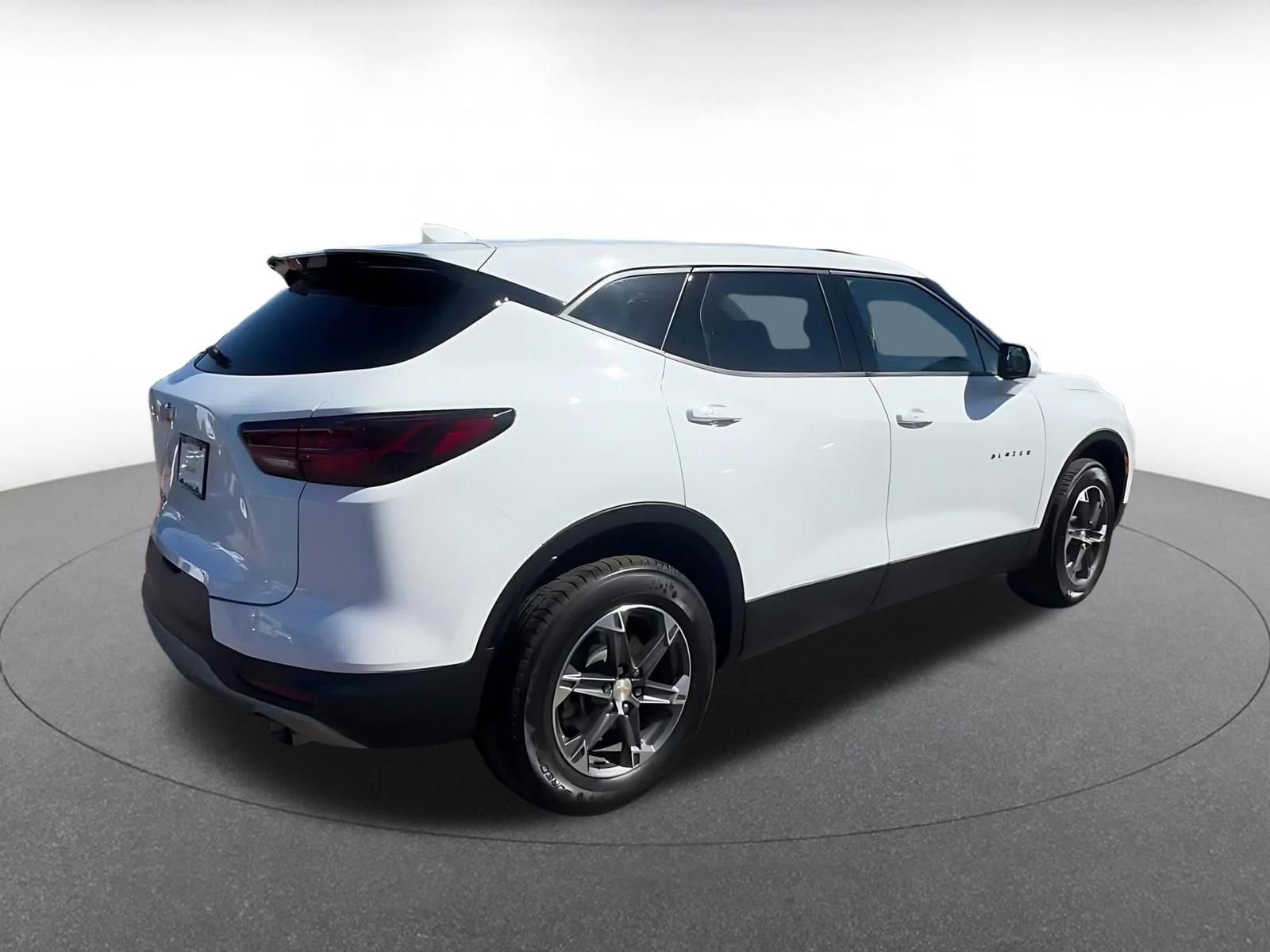 Used 2025 Chevrolet Blazer LT image 15