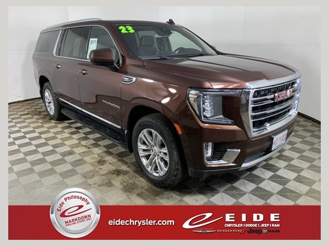 Used 2023 GMC Yukon XL SLT AWD/4WD image 1