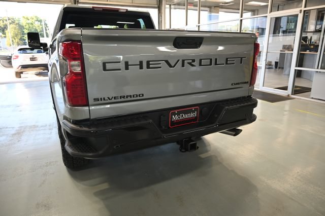 New 2026 Chevrolet Silverado 2500 Custom w/ Custom Value Package AWD/4WD image 6