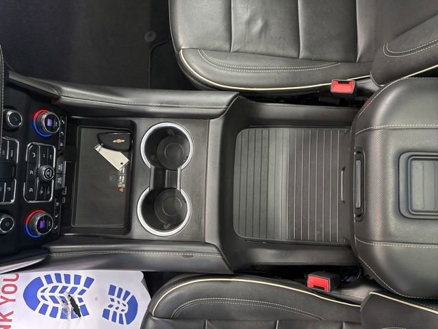 Used 2023 Chevrolet Suburban Premier AWD/4WD image 30