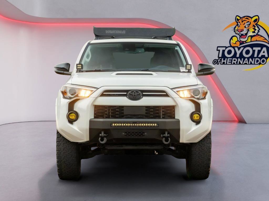 Used 2021 Toyota 4Runner Venture w/ Moonroof Package AWD/4WD image 2