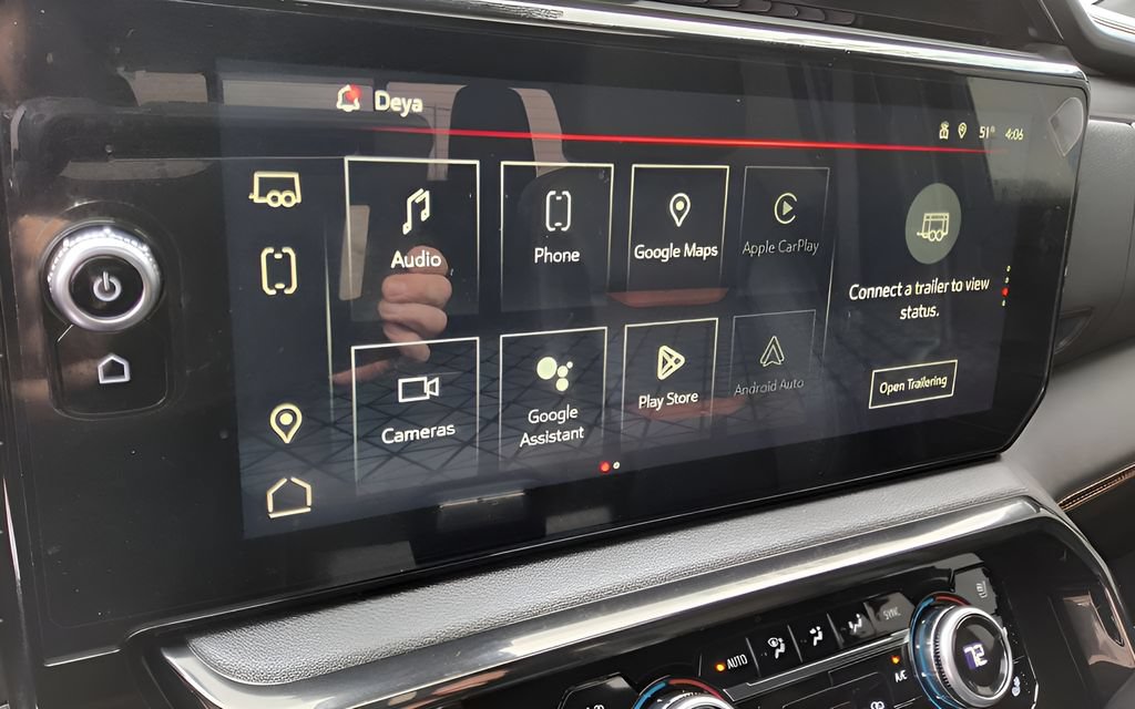 Used 2023 GMC Sierra 1500 AT4 w/ AT4 Premium Package AWD/4WD image 14
