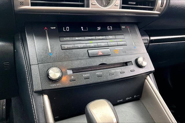 Used 2015 Lexus IS 250 RWD image 23