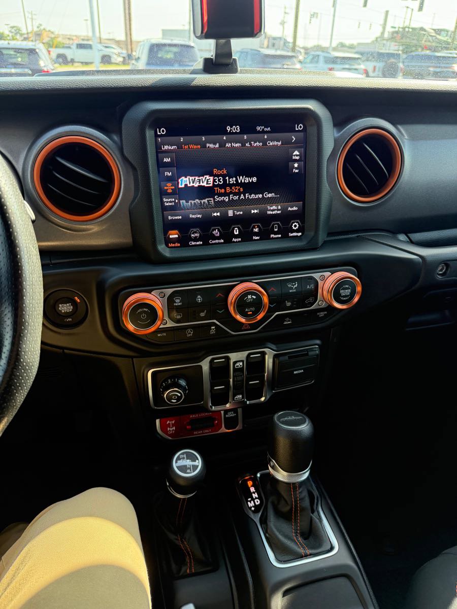 Used 2021 Jeep Gladiator Mojave image 18