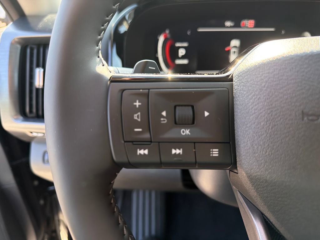 New 2026 Nissan Pathfinder SL FWD image 20