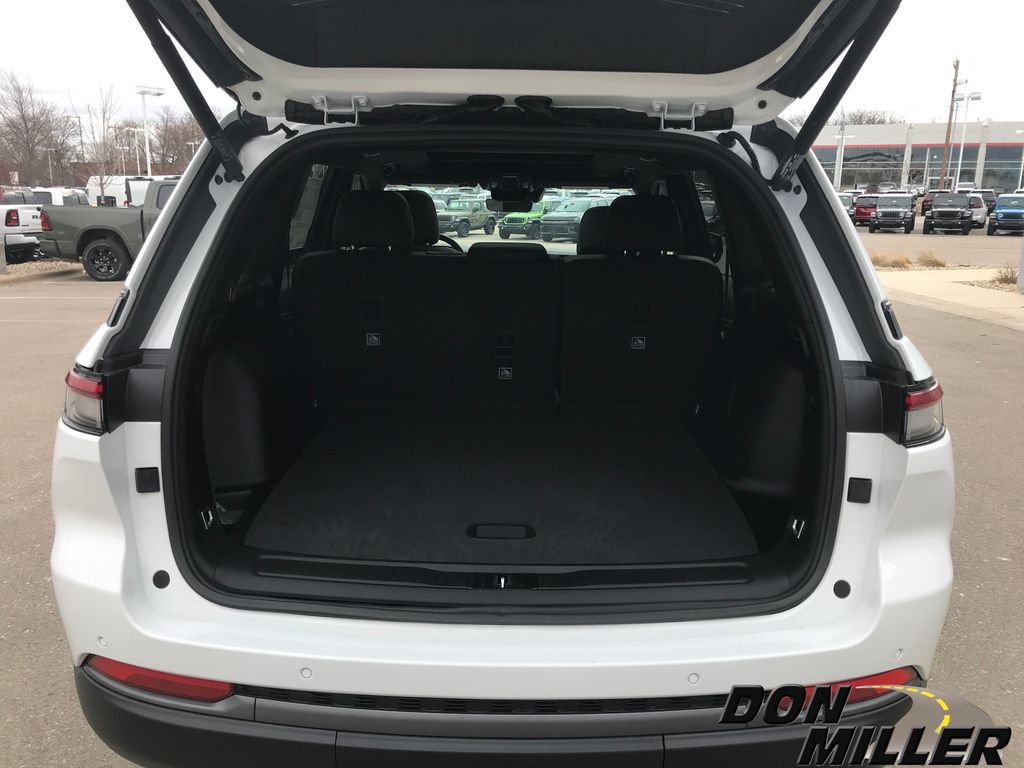 New 2026 Jeep Grand Cherokee Limited image 31