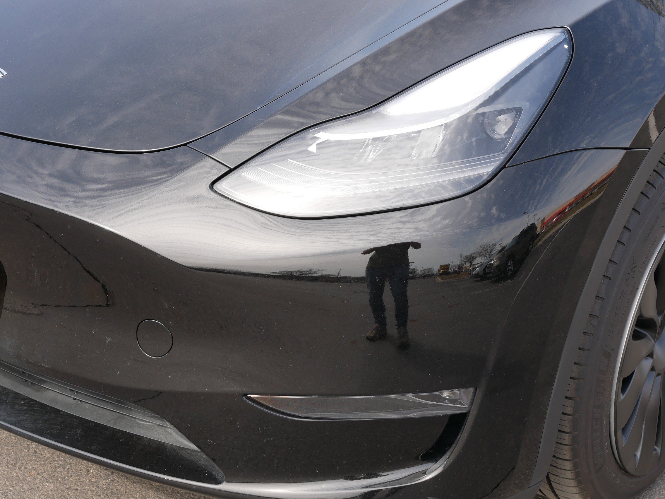 Used 2024 Tesla Model Y Long Range image 16