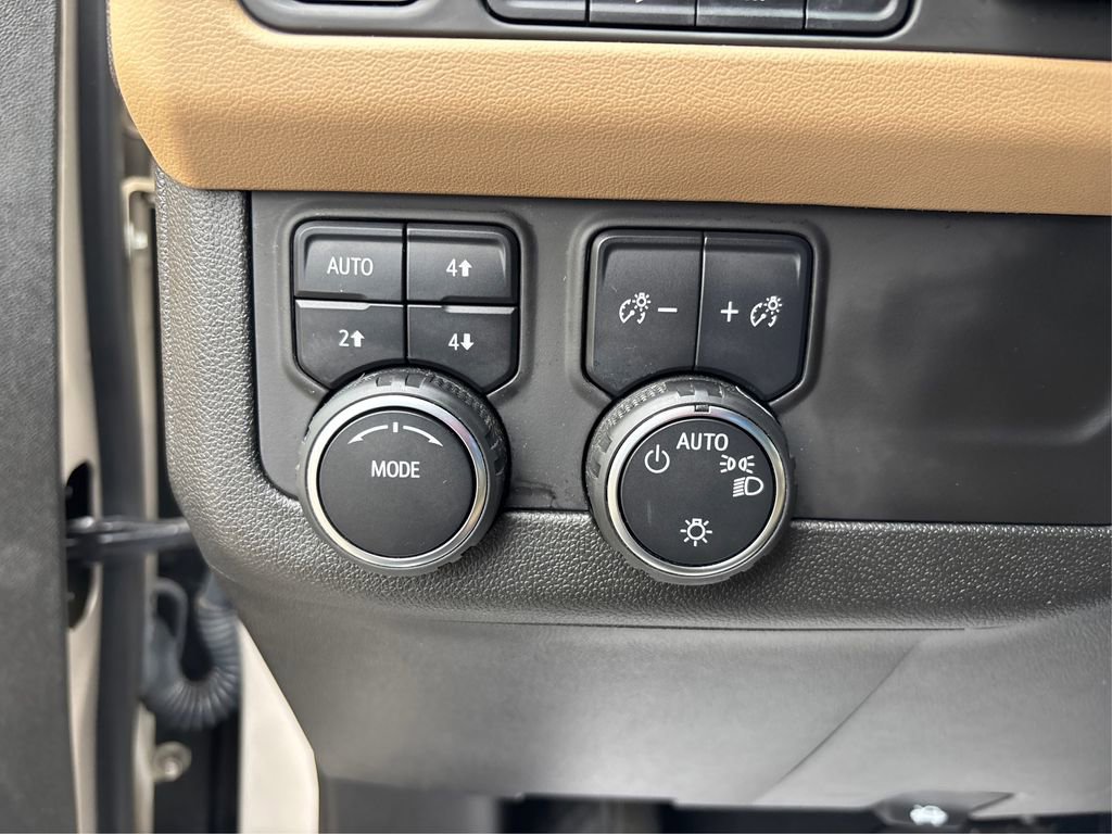 Used 2023 Chevrolet Tahoe Premier w/ Premium Package 2 image 45