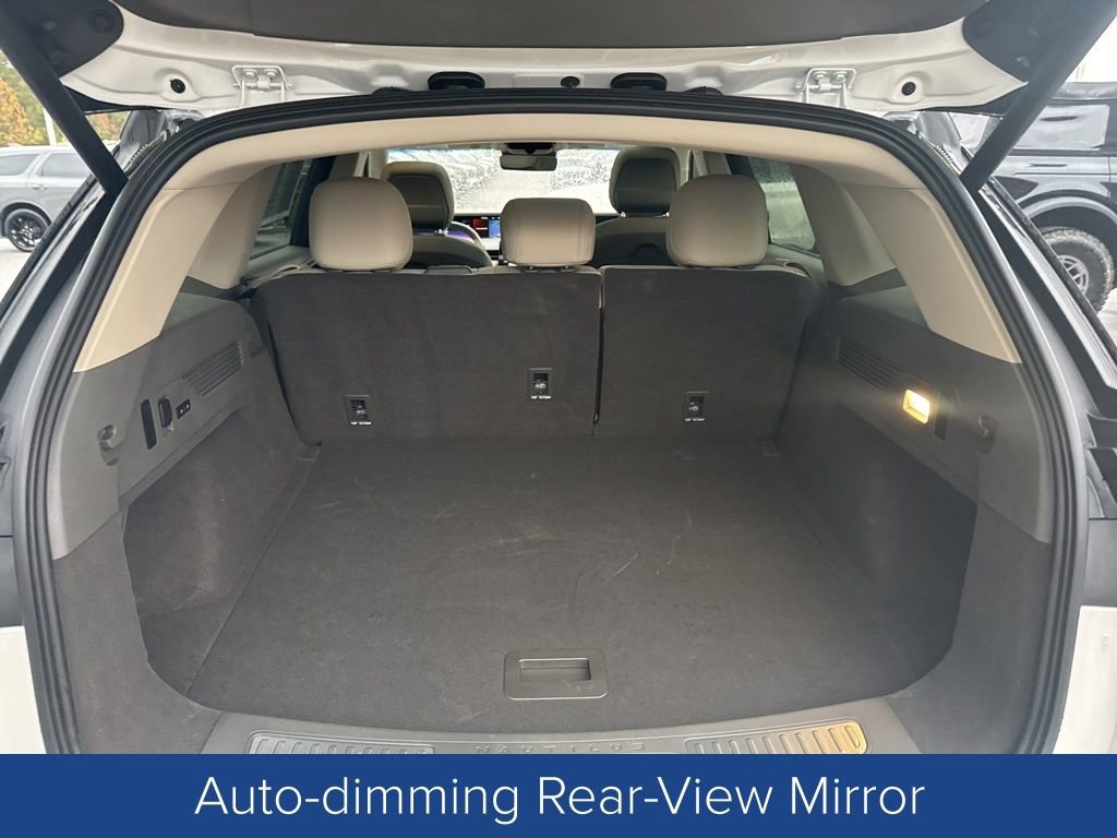 Used 2024 Lincoln Nautilus Reserve w/ Equipment Group 202A image 28