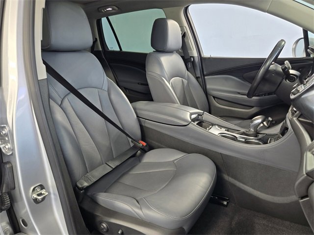 Used 2019 Buick Envision Essence image 18