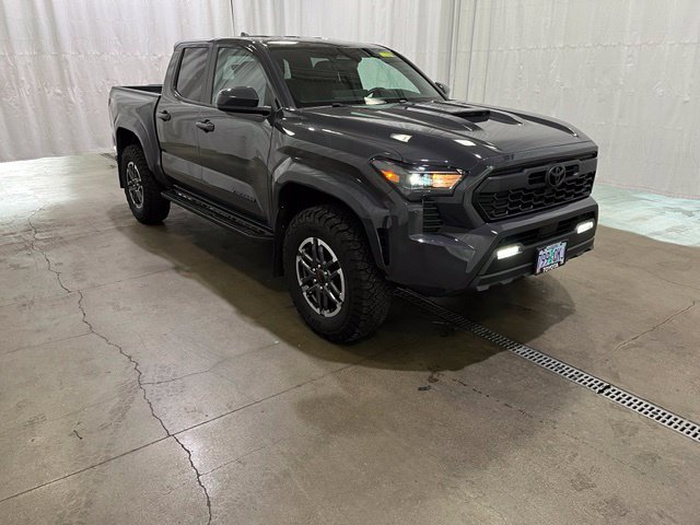 Used 2025 Toyota Tacoma TRD Sport AWD/4WD image 1